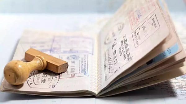 Lưu ý khi sử dụng visa Canada nhập cảnh các quốc gia khác