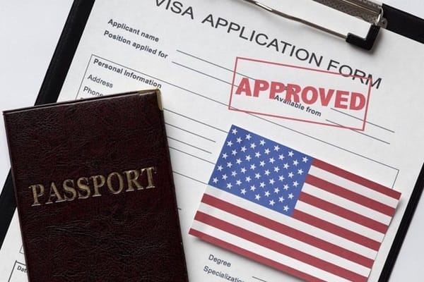 Điều kiện gia hạn visa Mỹ qua đường bưu điện