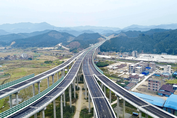 Cao tốc Nhị Quảng G55 dài 2714 km